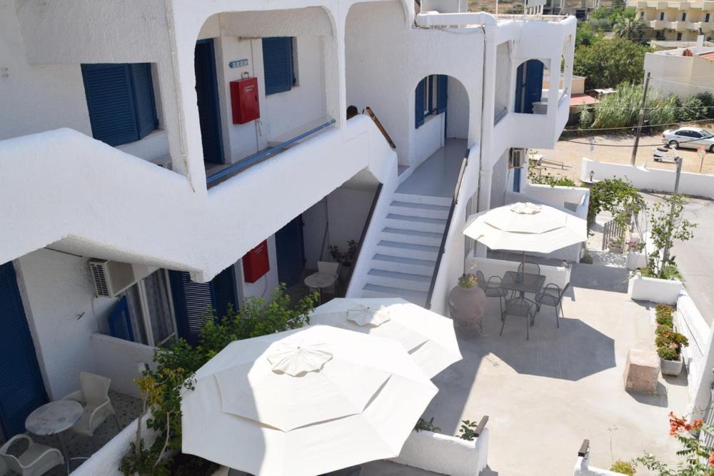 Attica Hotel Ephie Vathí Exterior foto